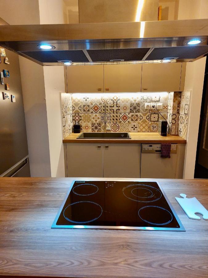 Christina-Anna Athens City Center Walking Distance To Everywhere And Acropolis, In One Of The Most Favorable Locations By National Gardens And Zoo, Hellenic Parliament In Syntagma And Stylish Exquisite Kolonaki Cozy Renovated Apartment Exteriér fotografie